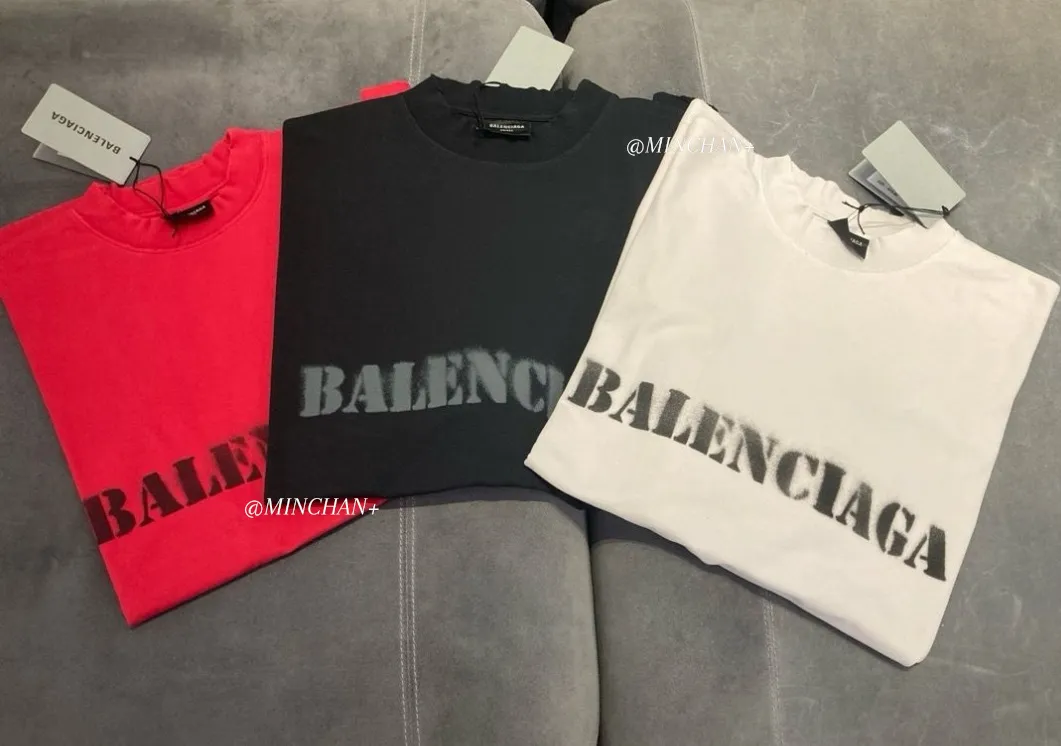 BALENCIAGA  |Stencil Type T-shirt Medium Fit in Black