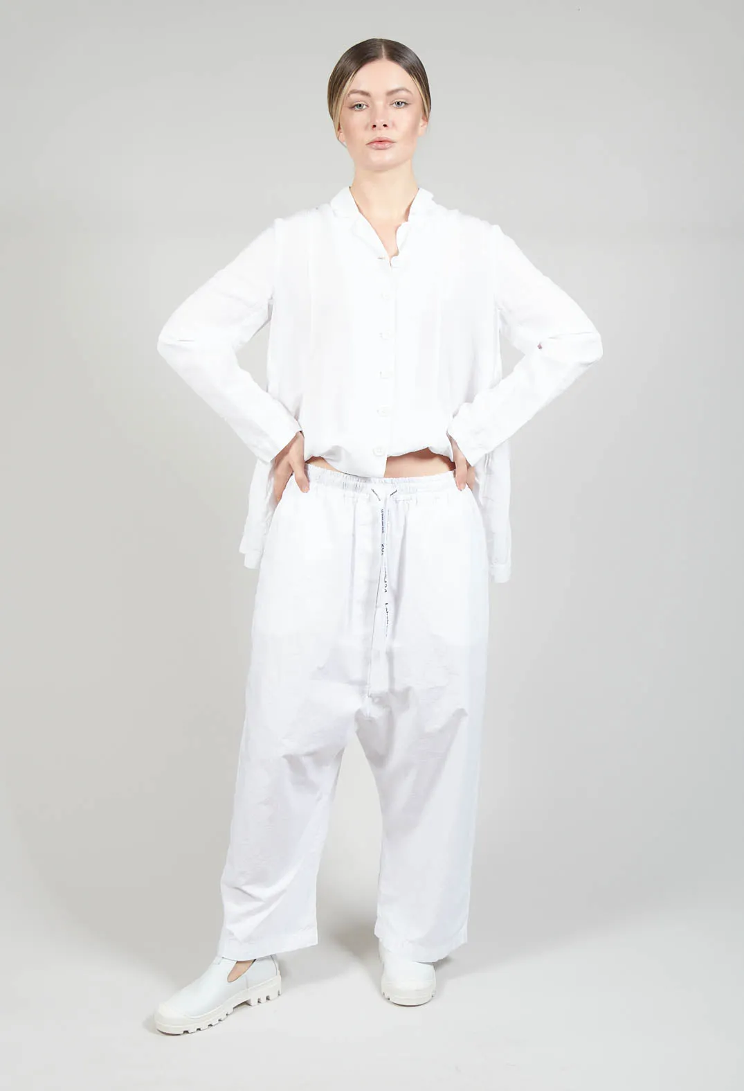 Cropped Wide Leg Trousers in White