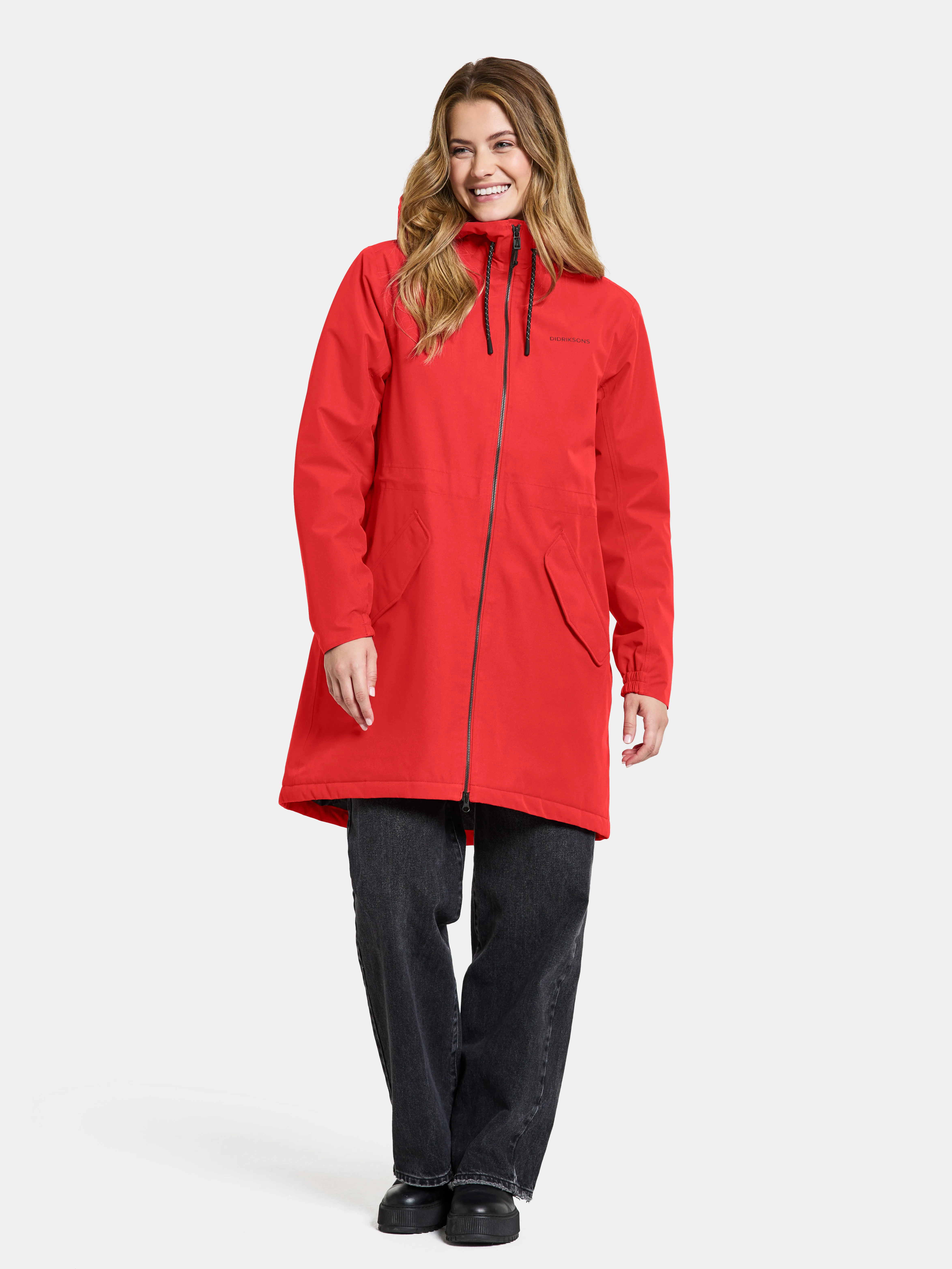 Didriksons Women's Marta-Lisa Parka 2 Pomme Red | Buy Didriksons Women's Marta-Lisa Parka 2 Pomme Red here | Outnorth