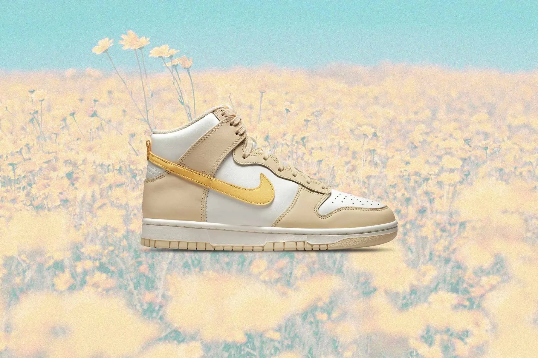 Dunk High - Pale Vanilla/Topaz Gold/Sail