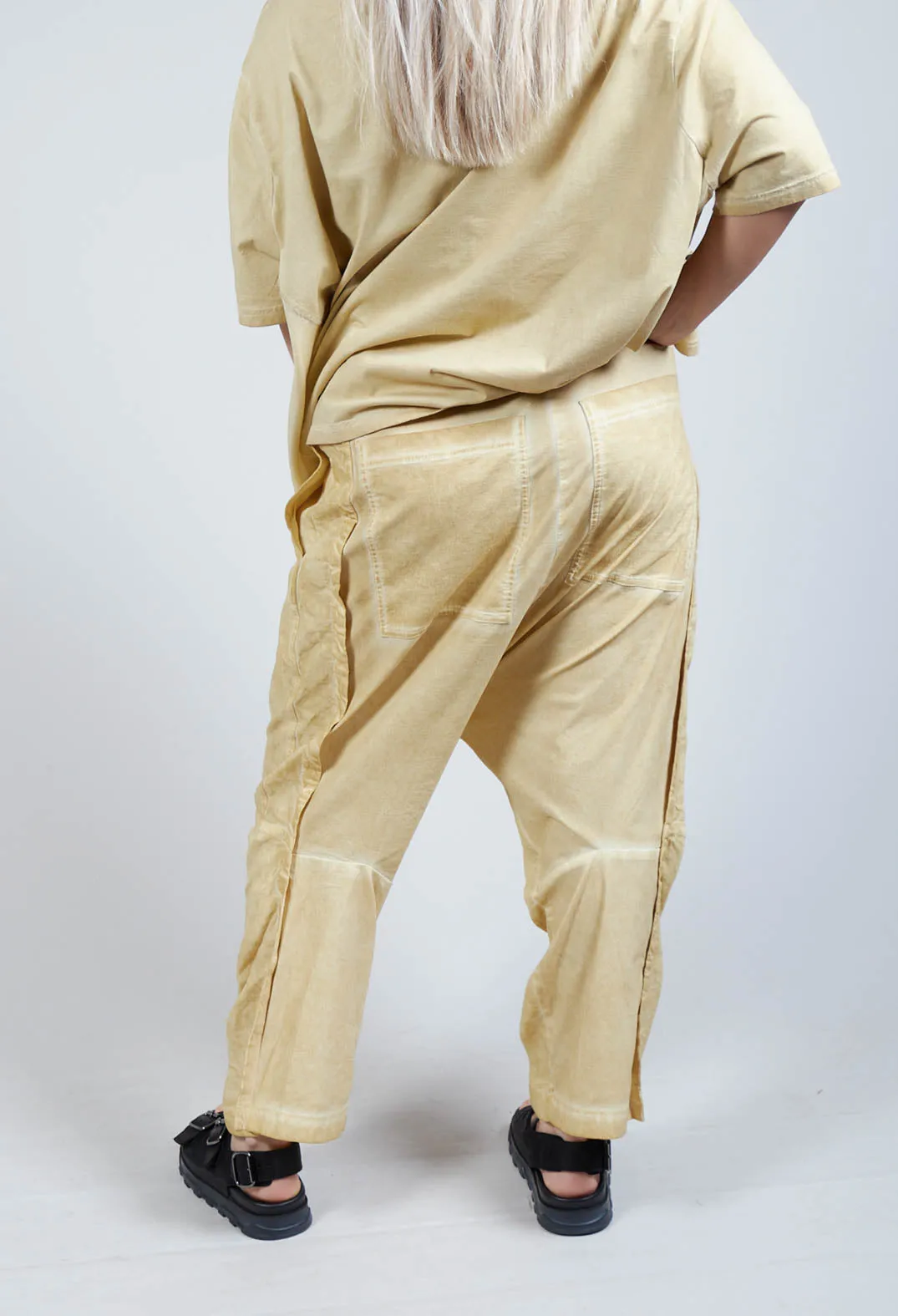 Linen Crease Trousers in Wax Cloud