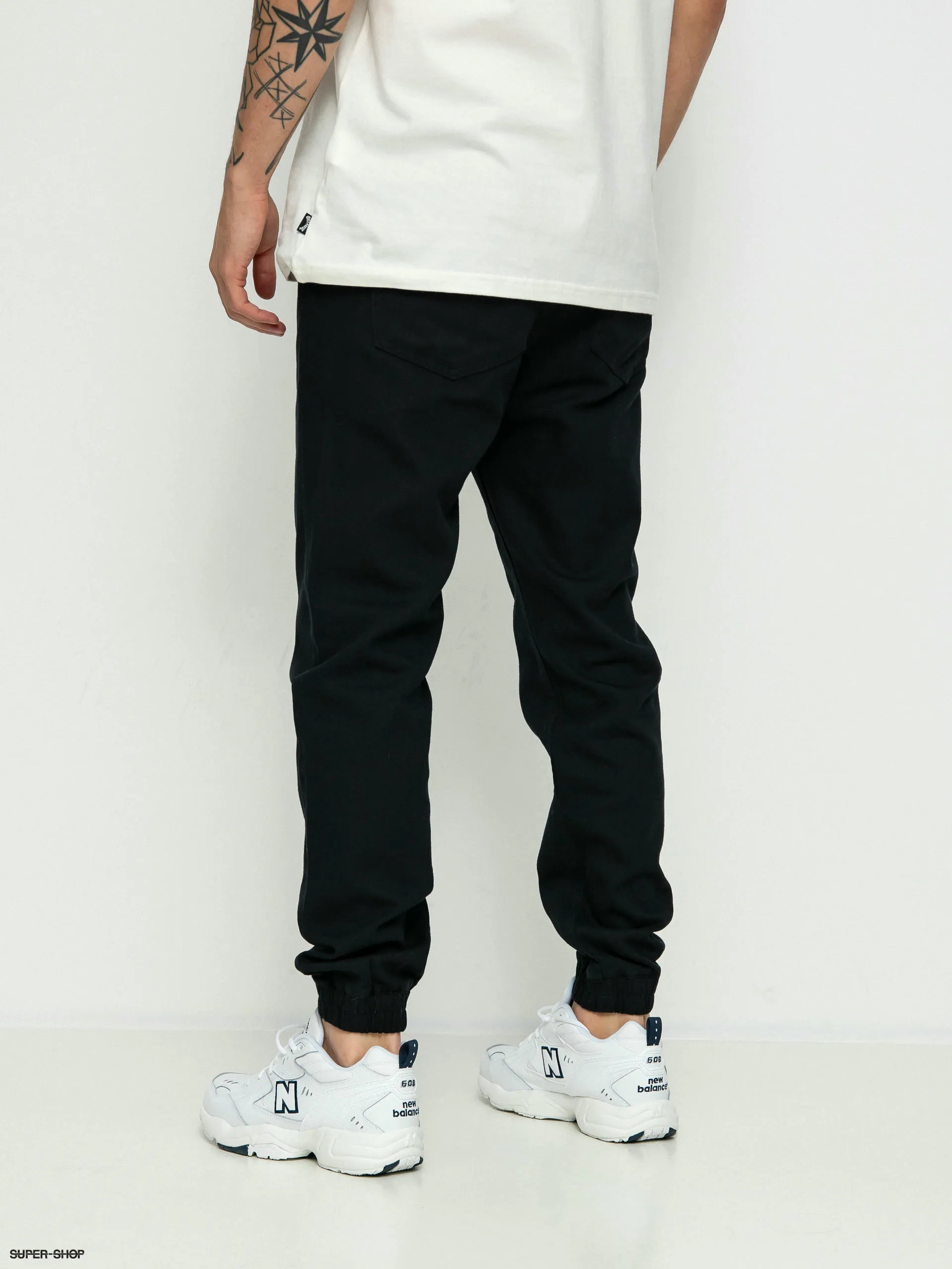 MassDnm Signature 2.0 Joggers Sneaker Fit Pants (black)