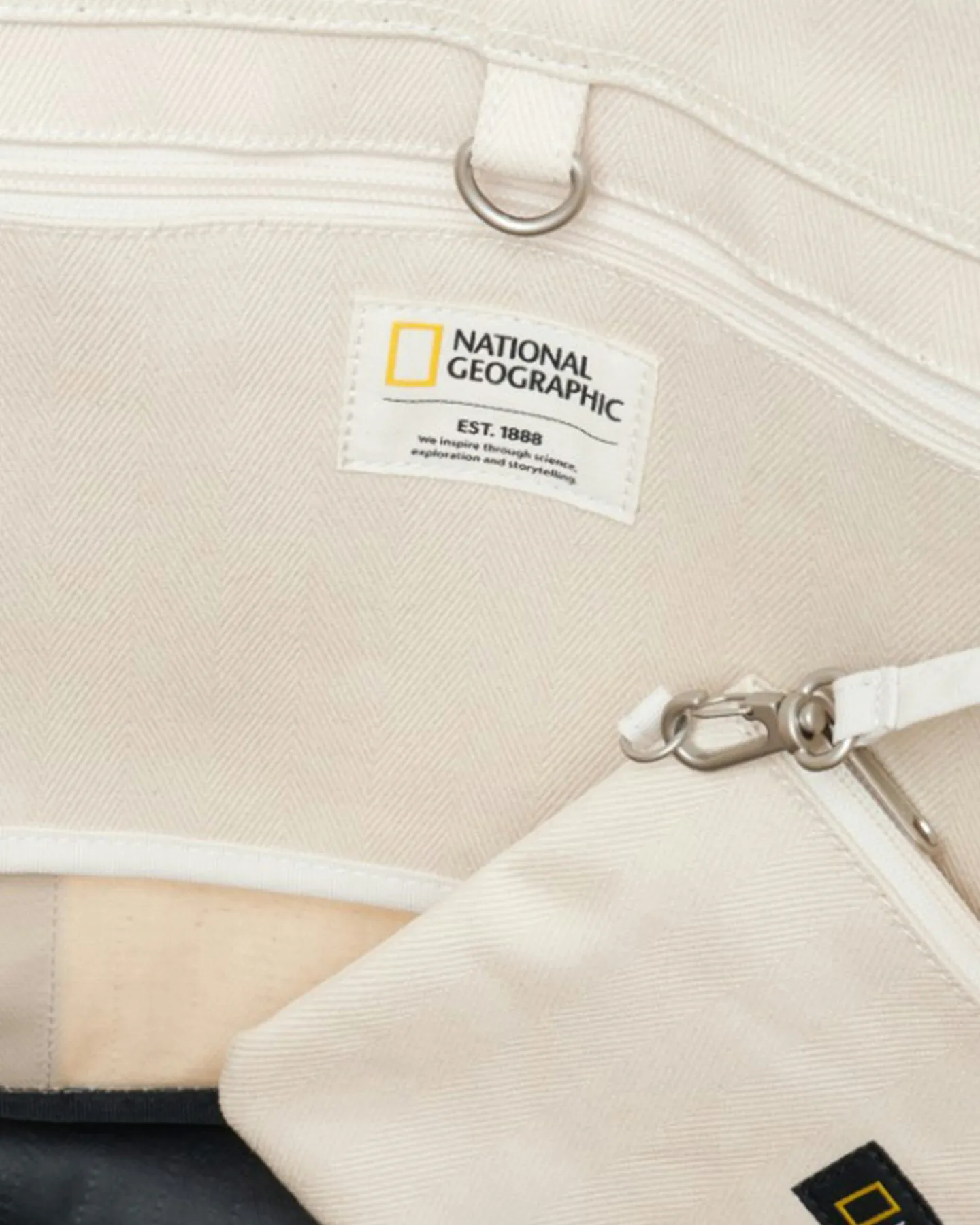 National Geographic Elle National Geographic Strap Tote Bag - White | SurfStitch