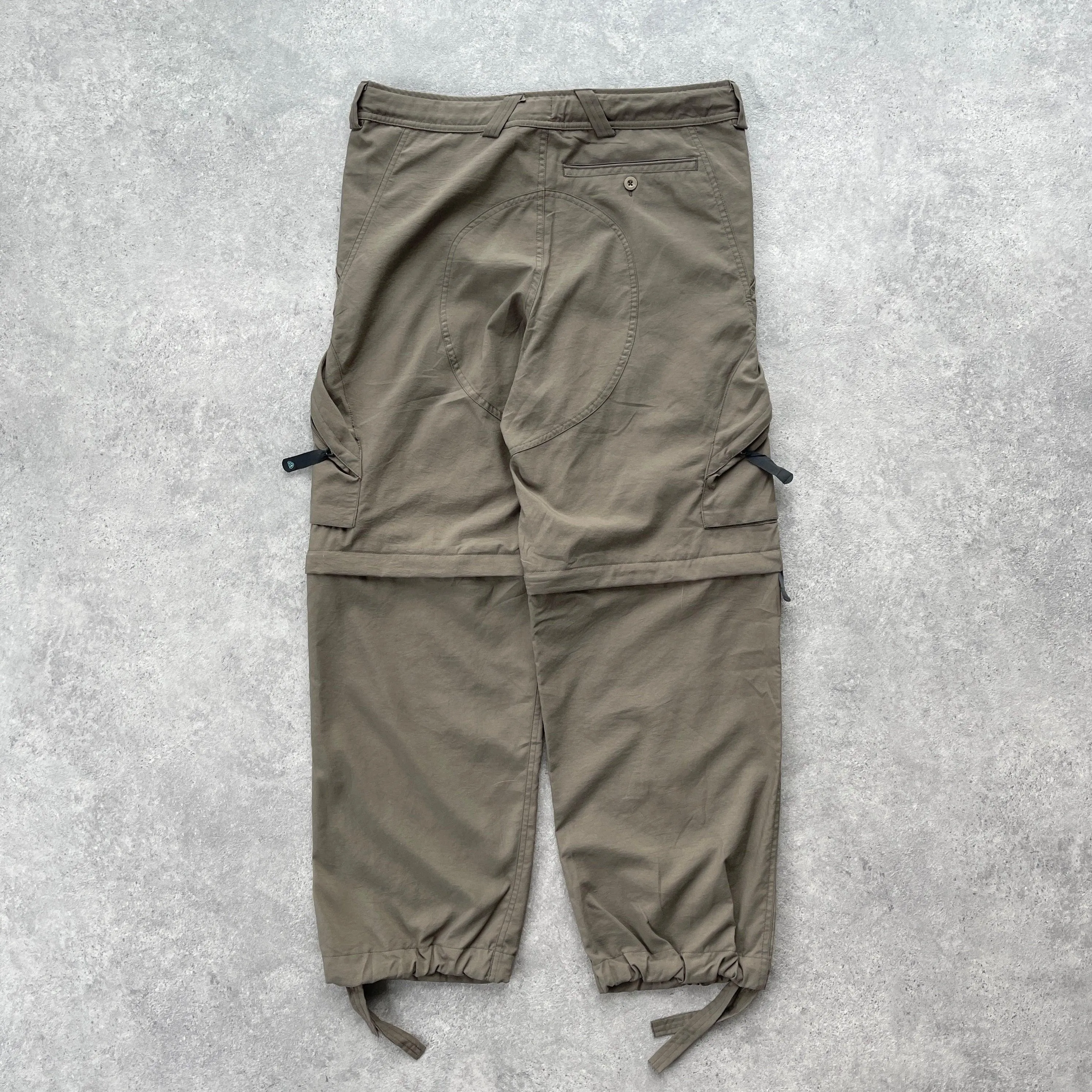 Nike ACG 2000s convertible technical cargo trousers (M)