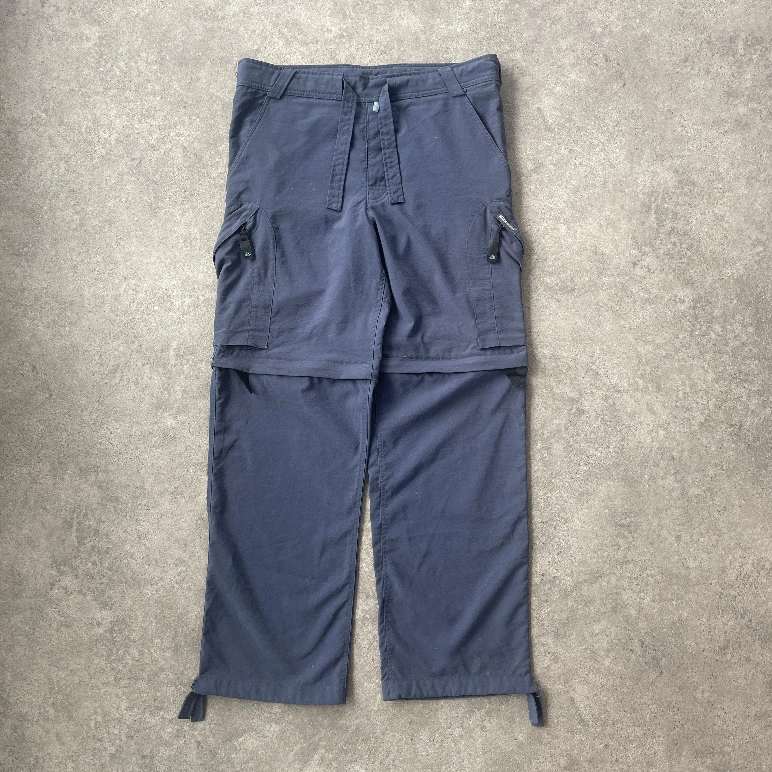 Nike ACG 2000s convertible technical cargo trousers (S)