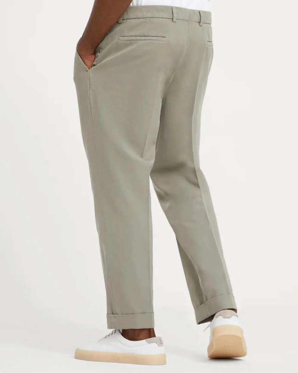 Single Pleat Sage Trouser