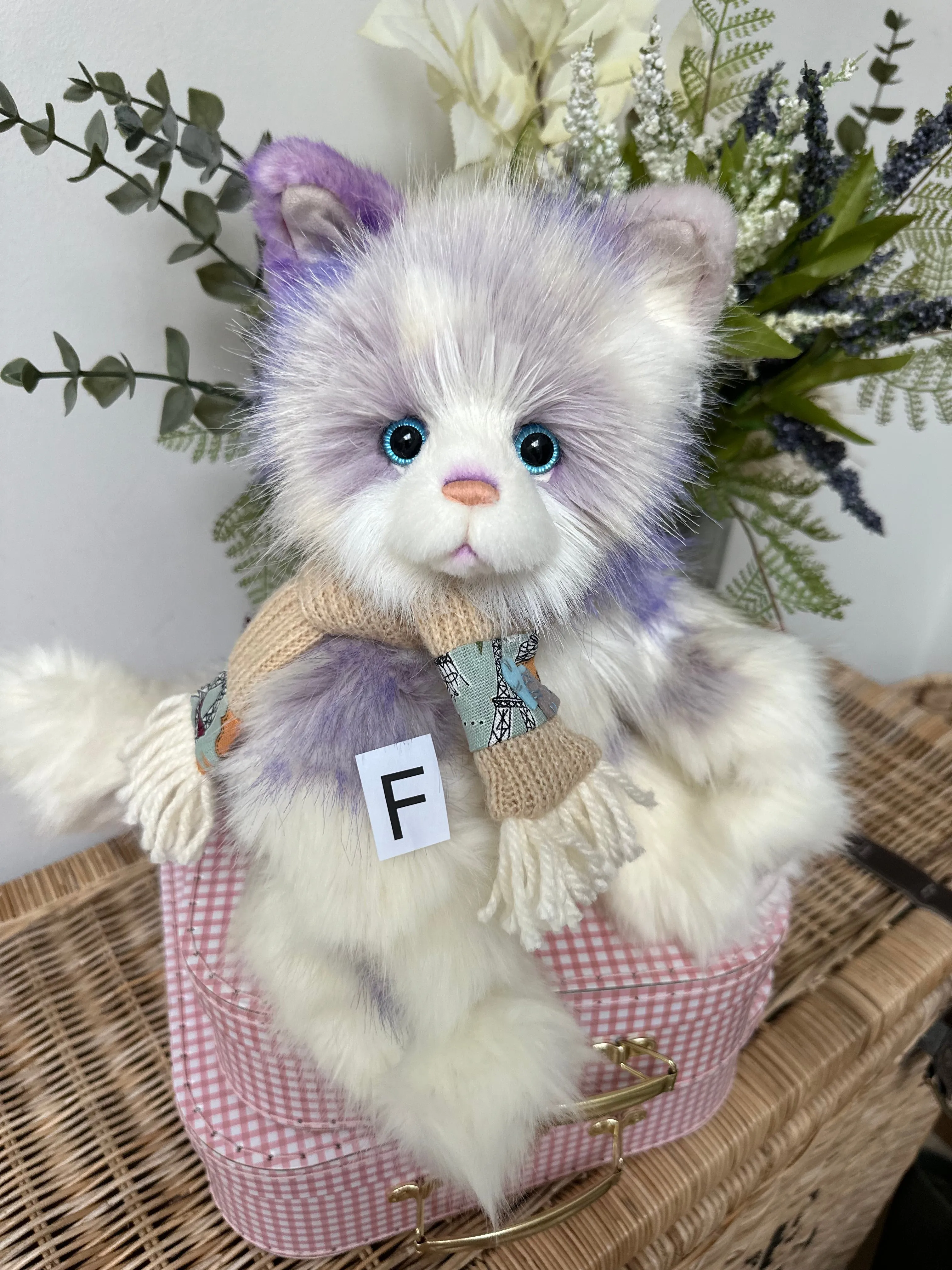 Sleepyhead Charlie Bears Secrets Collection Plush Kitten Cat