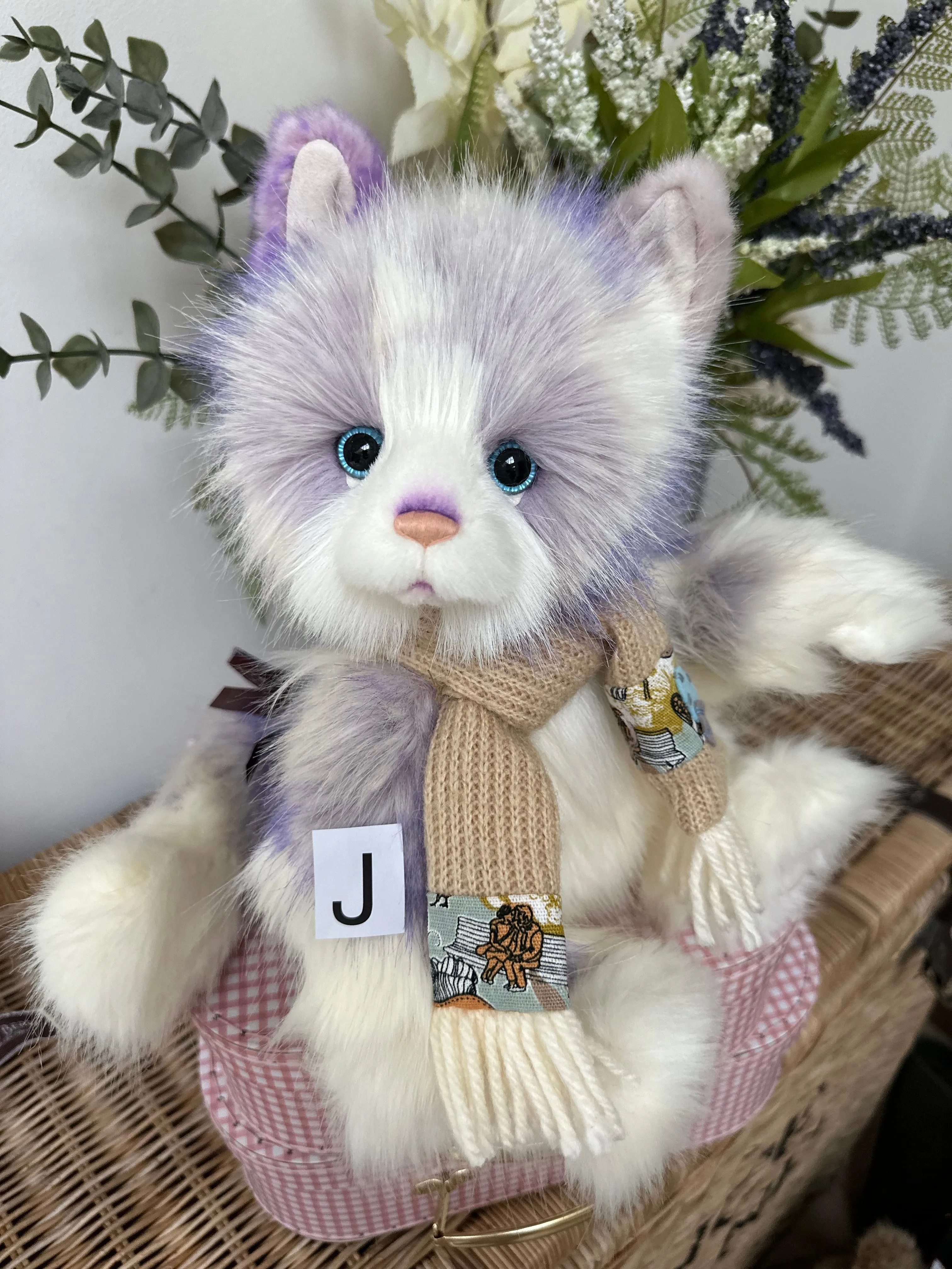 Sleepyhead Charlie Bears Secrets Collection Plush Kitten Cat